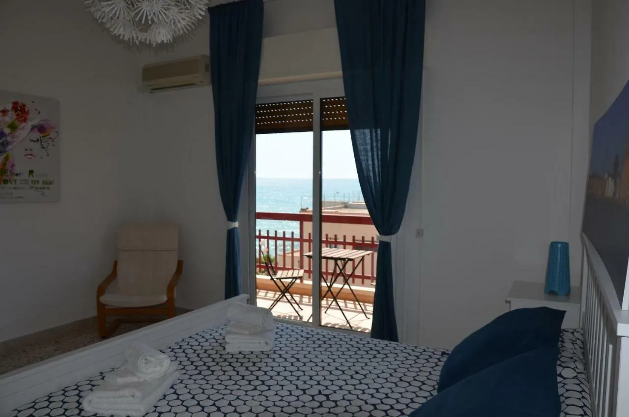 Daire Appartamento La Finestra Sul Mare Pozzallo İtalya