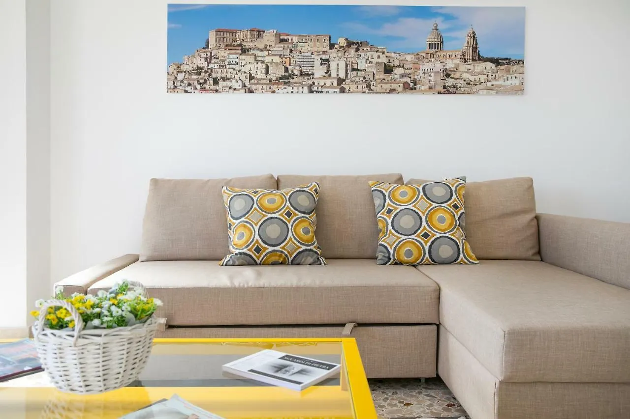 Appartamento La Finestra Sul Mare Pozzallo 0*,  İtalya